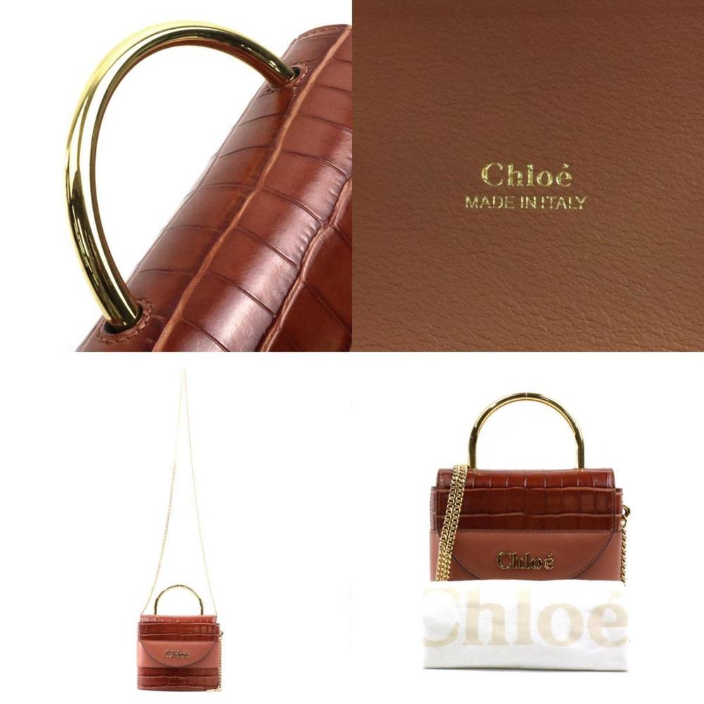 Chloe Women's Leather Shoulder Bag with Timeless Design in Brown - Picture 5 of 5
